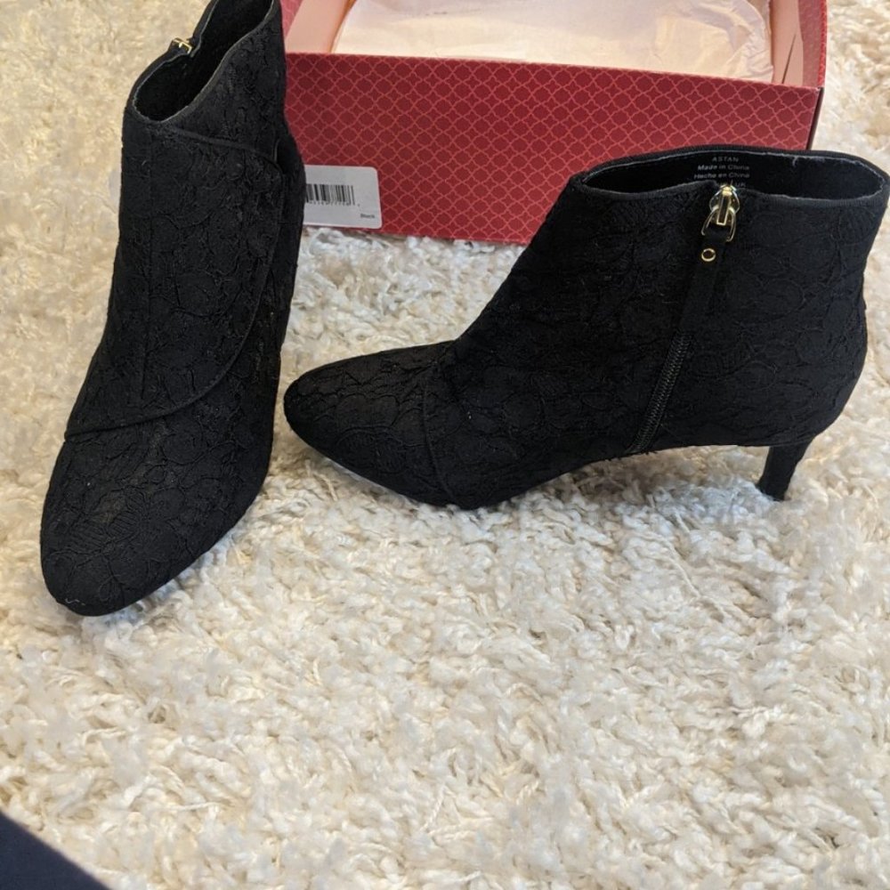 Kelly and Katie Lace Booties Black